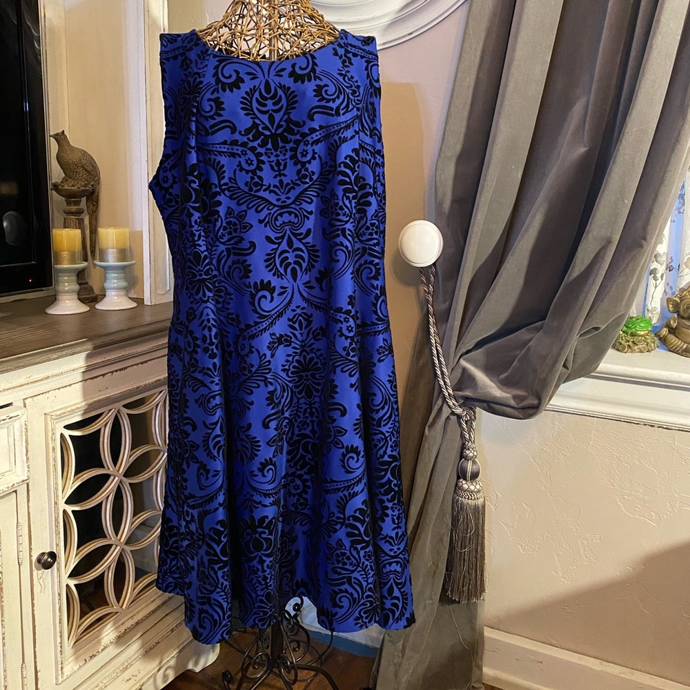 Dress with pockets